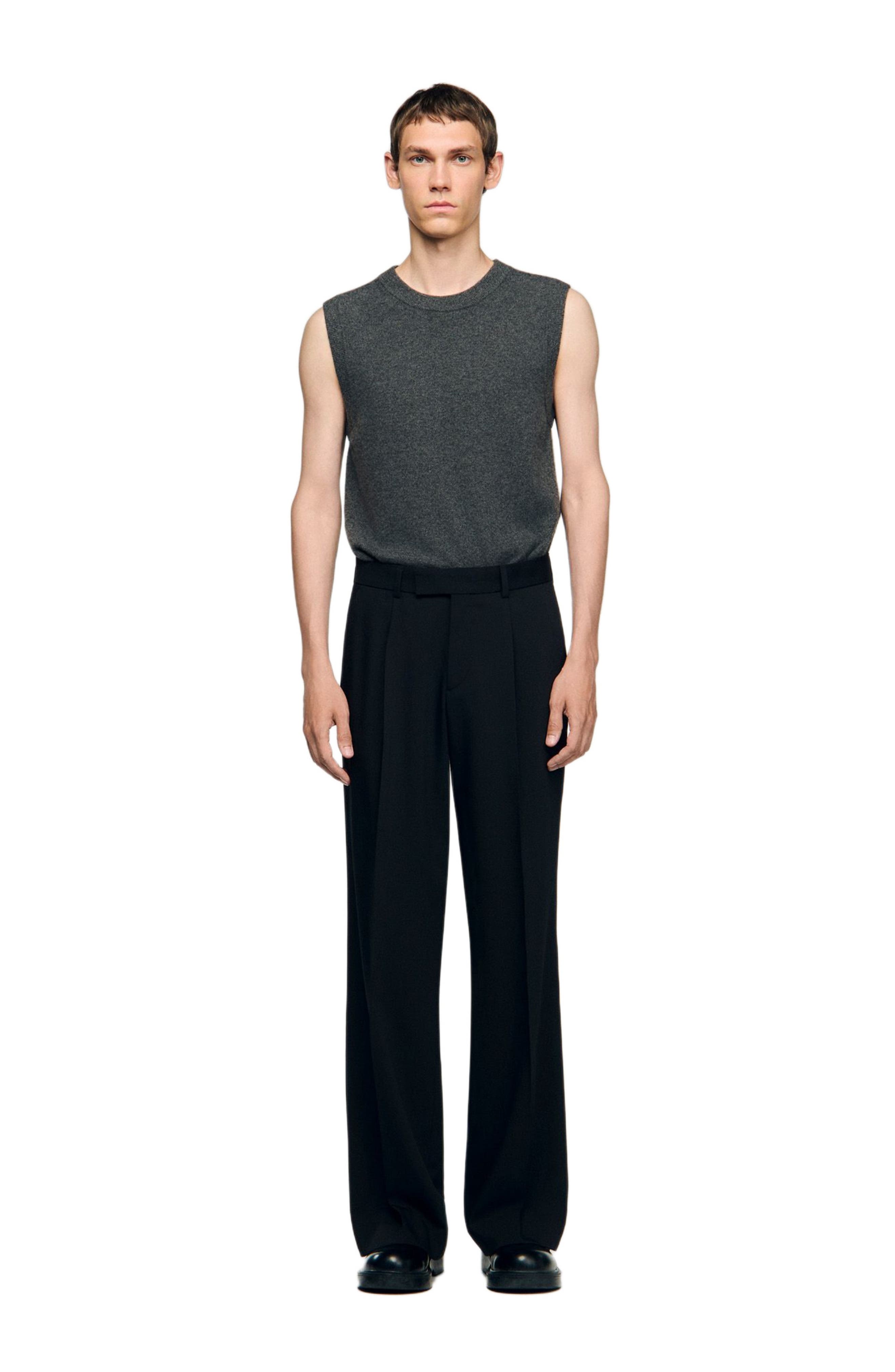 Pleated wide-leg wool trousers