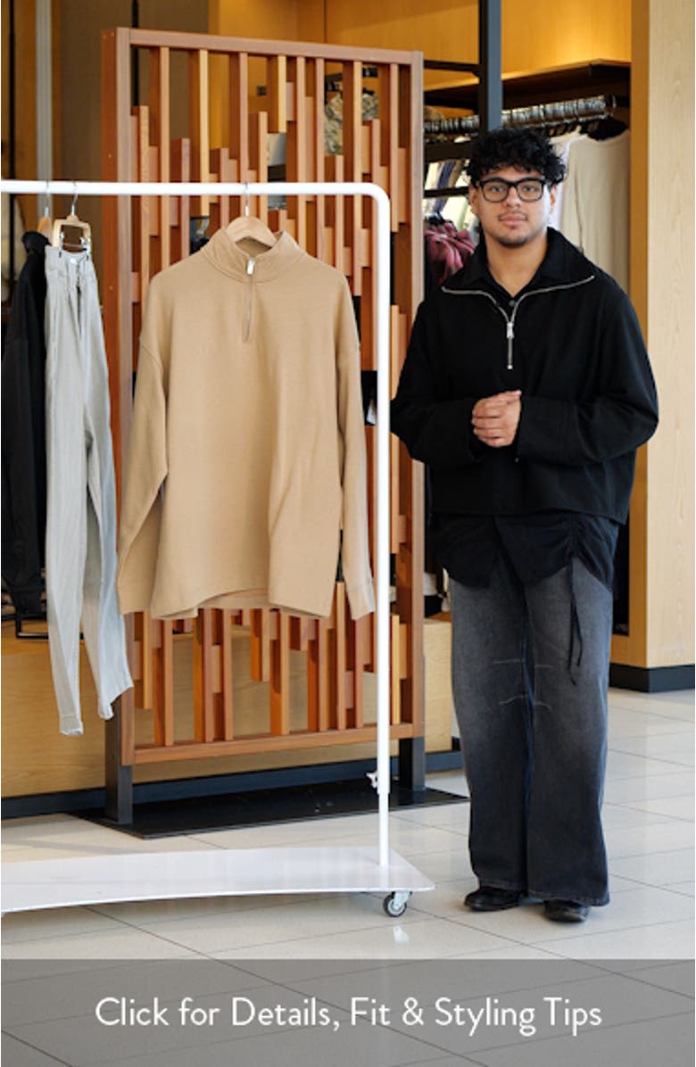 Heavyweight Oversize Quarter Zip Sweatshirt, sales video thumbnail