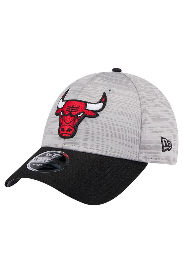 Men's New Era Heather Gray/Black Chicago Bulls Active Digi-Tech Two-Tone 9FORTY Adjustable Hat, Main, color, Heather Gray