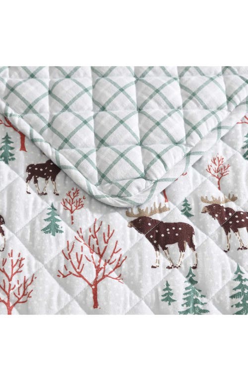 Eddie Bauer Mountain Moose Cotton Flannel Twin Quilt & Sham Set In Light Pastel Grey
