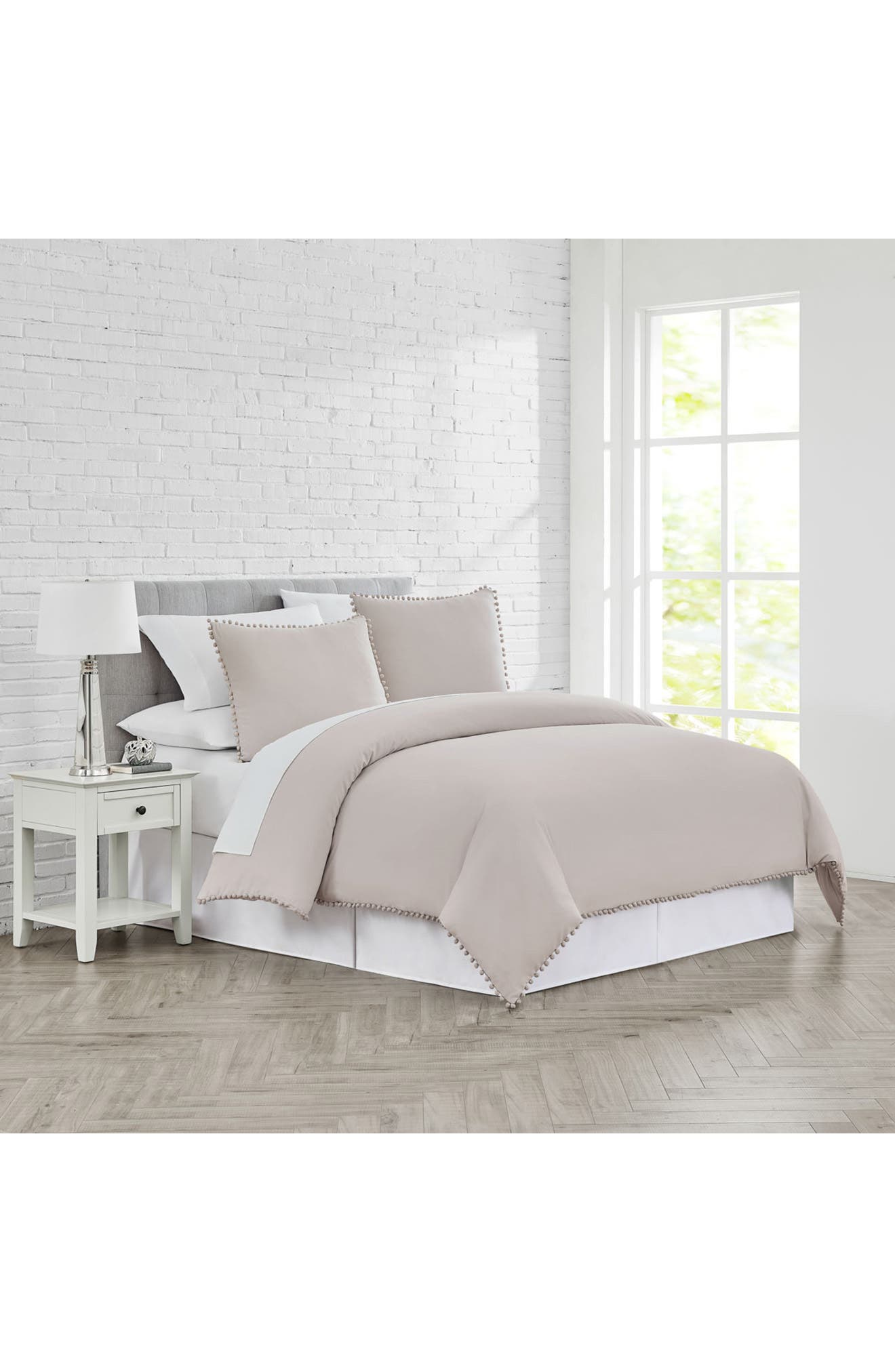 Classic Pompom Trimmed Duvet Cover Set