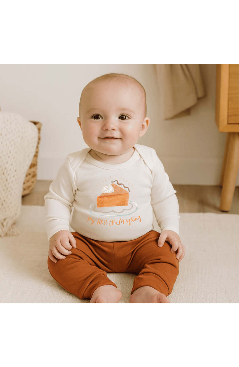 Finn + Emma Organic Baby Graphic Bodysuit | Thanksgiving Pie, Alternate, color, Off White