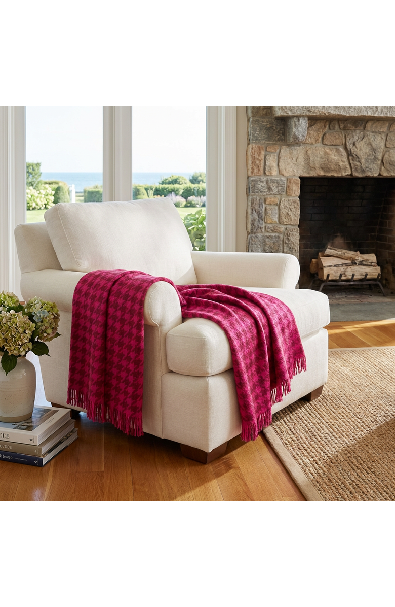 Prince of Scots Southampton Home Naturally Weighted Houndstooth Throw, Alternate, color, Pink