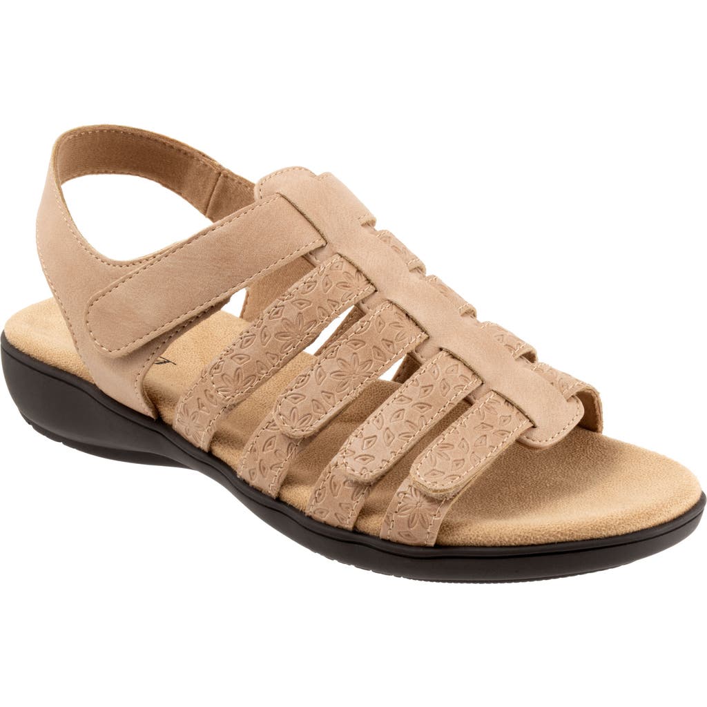 Trotters Extra Wide Width Tiki Tool Sandal In Sand
