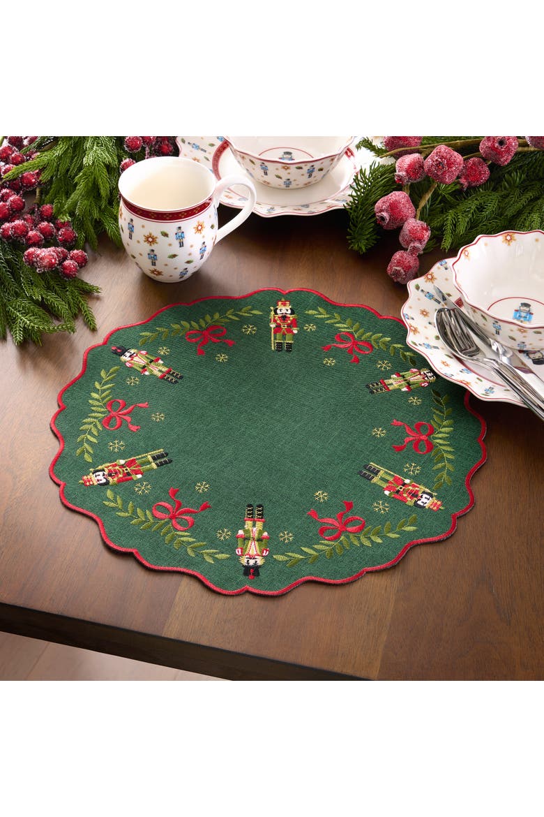 Nutcracker Noel Round Placemats, Set of 4, Green - 15"W x 15"L, Alternate, color, Green