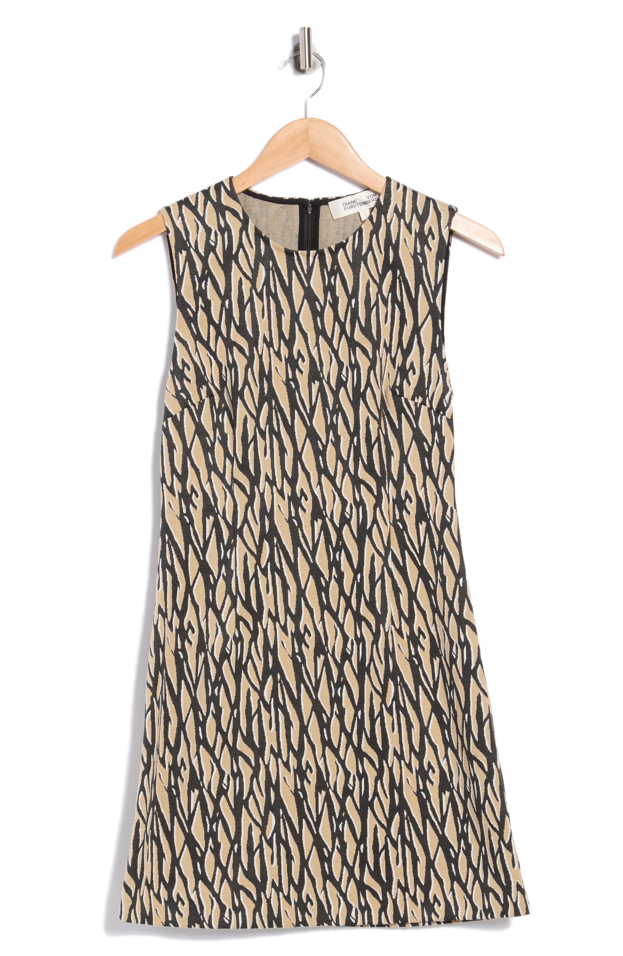 selected SHADOW TWIG SMALL WARM SAND