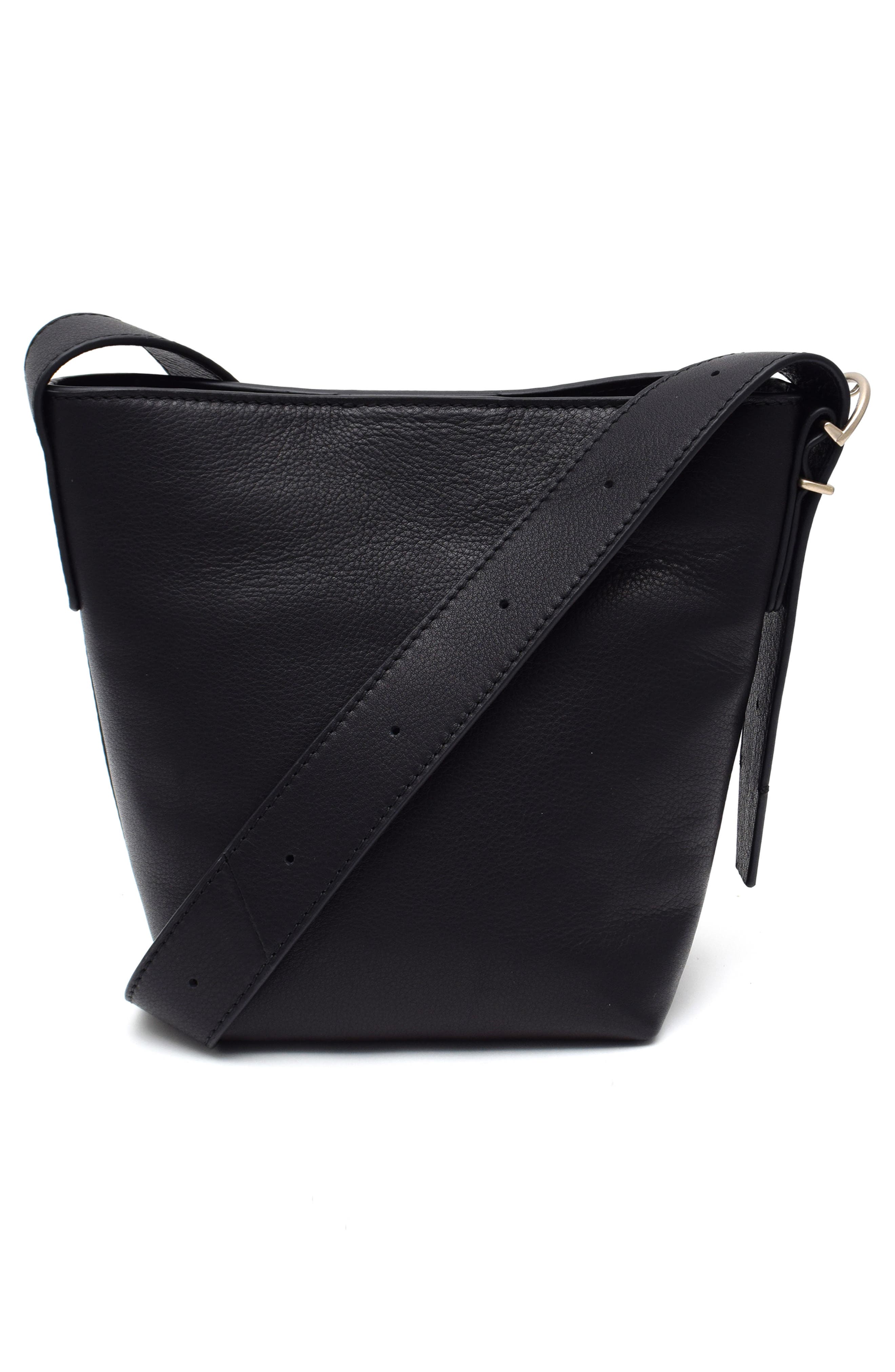 New Amsterdam Leatherworks Jayden Bucket Bag, Alternate, color, Black