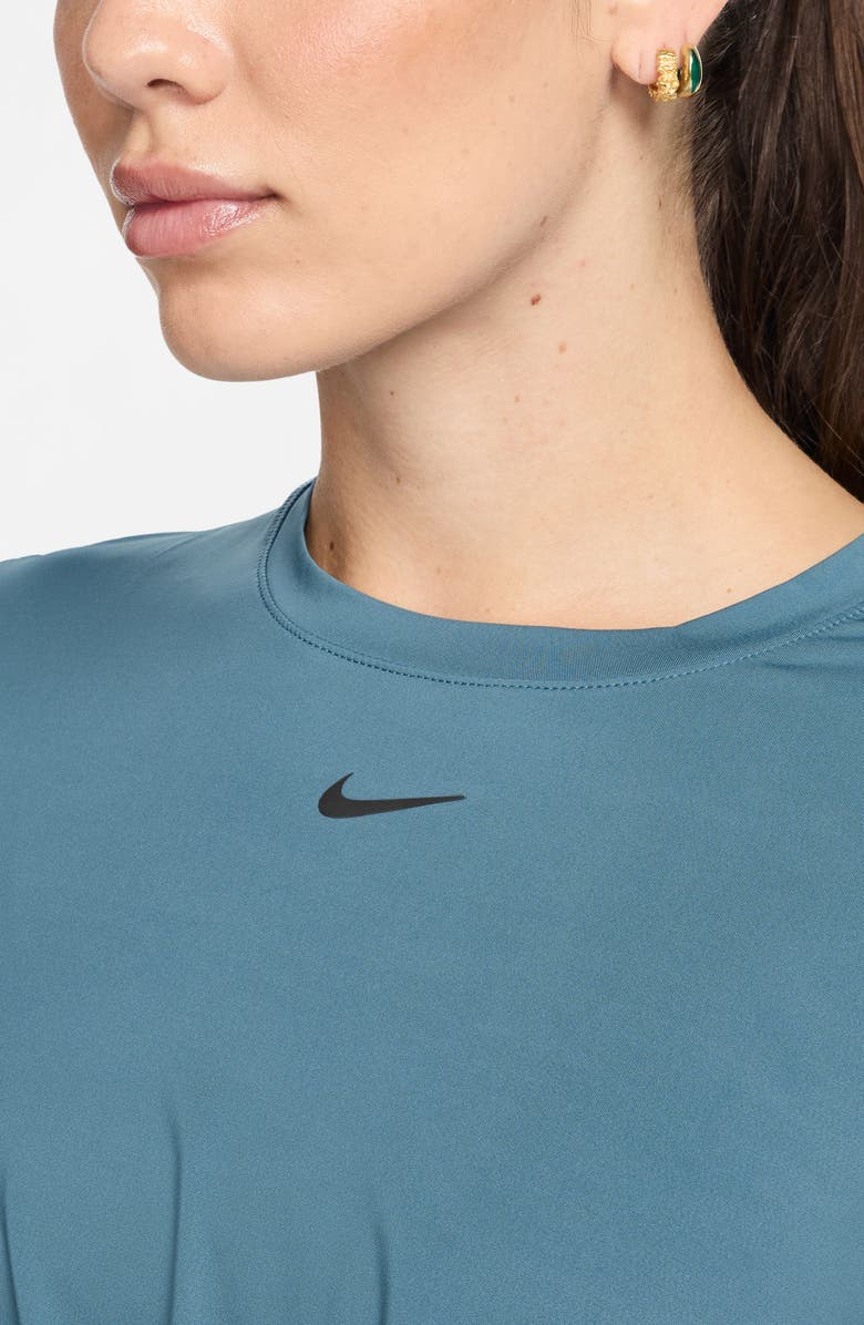 Nike One Classic Dri-FIT Twist Front Top, Alternate, color, 