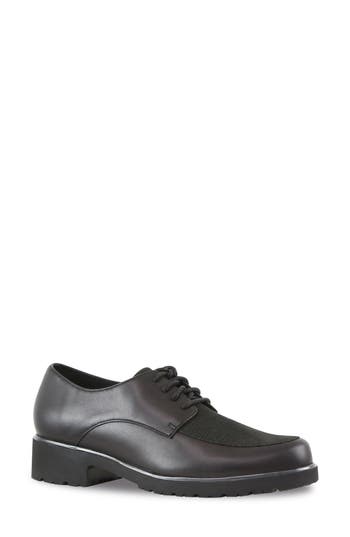 Munro Ronnie Water Resistant Lizard Embossed Derby