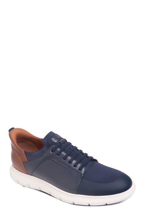 Newbury Street Hands Free Technology Lightweight Leather Sneaker