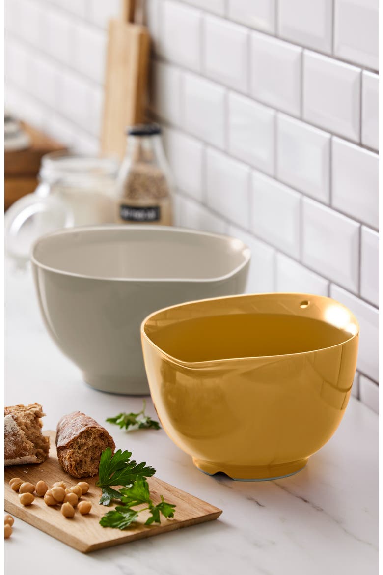 Victoria 3-Quart Mixing Bowl, Alternate, color, CURRY