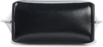【関税＆送料込み】Givenchy 4G Liquid Clutch Small 4G Liquid pouch in Box leather with chain in - black
