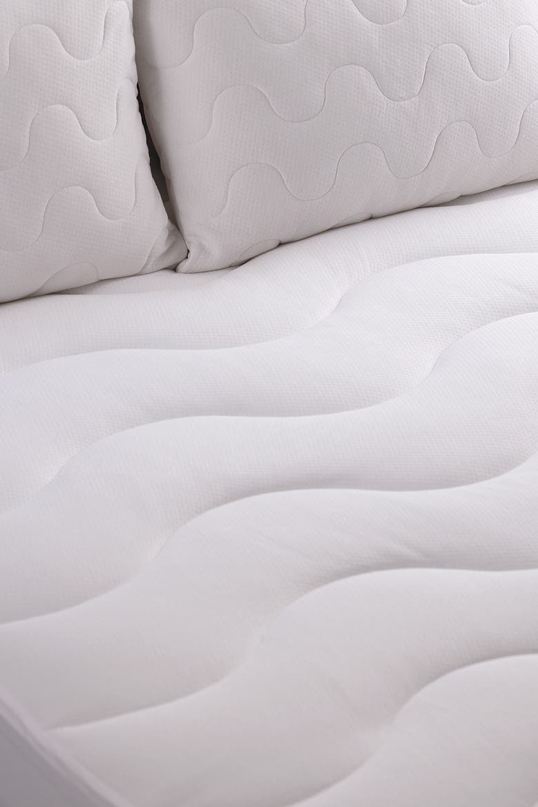 Coolmax Twin Moisture Wicking Performance Mattress Pad, Alternate, color, WHITE