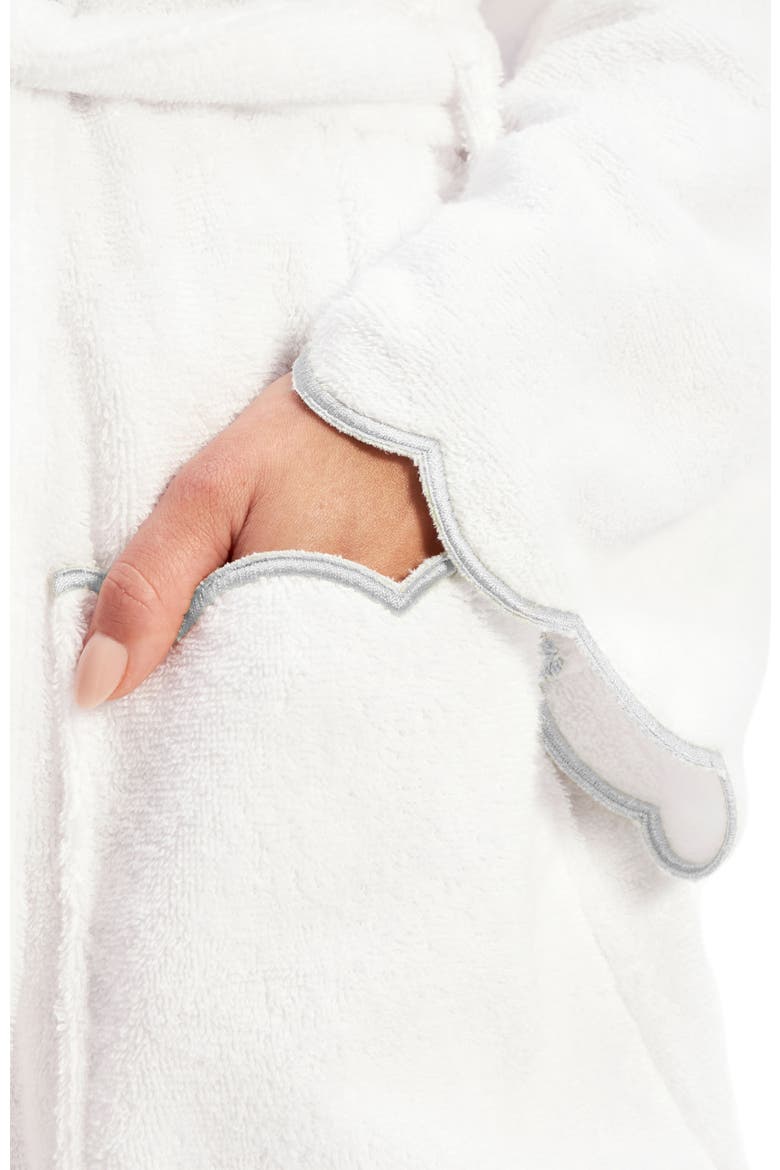 Scallop Edge Super Soft Luxury Robe, Alternate, color, Silver