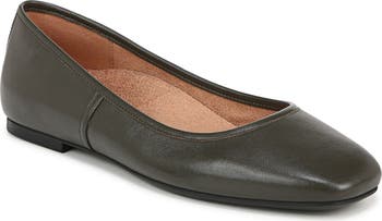 Orinda Square Toe Flat