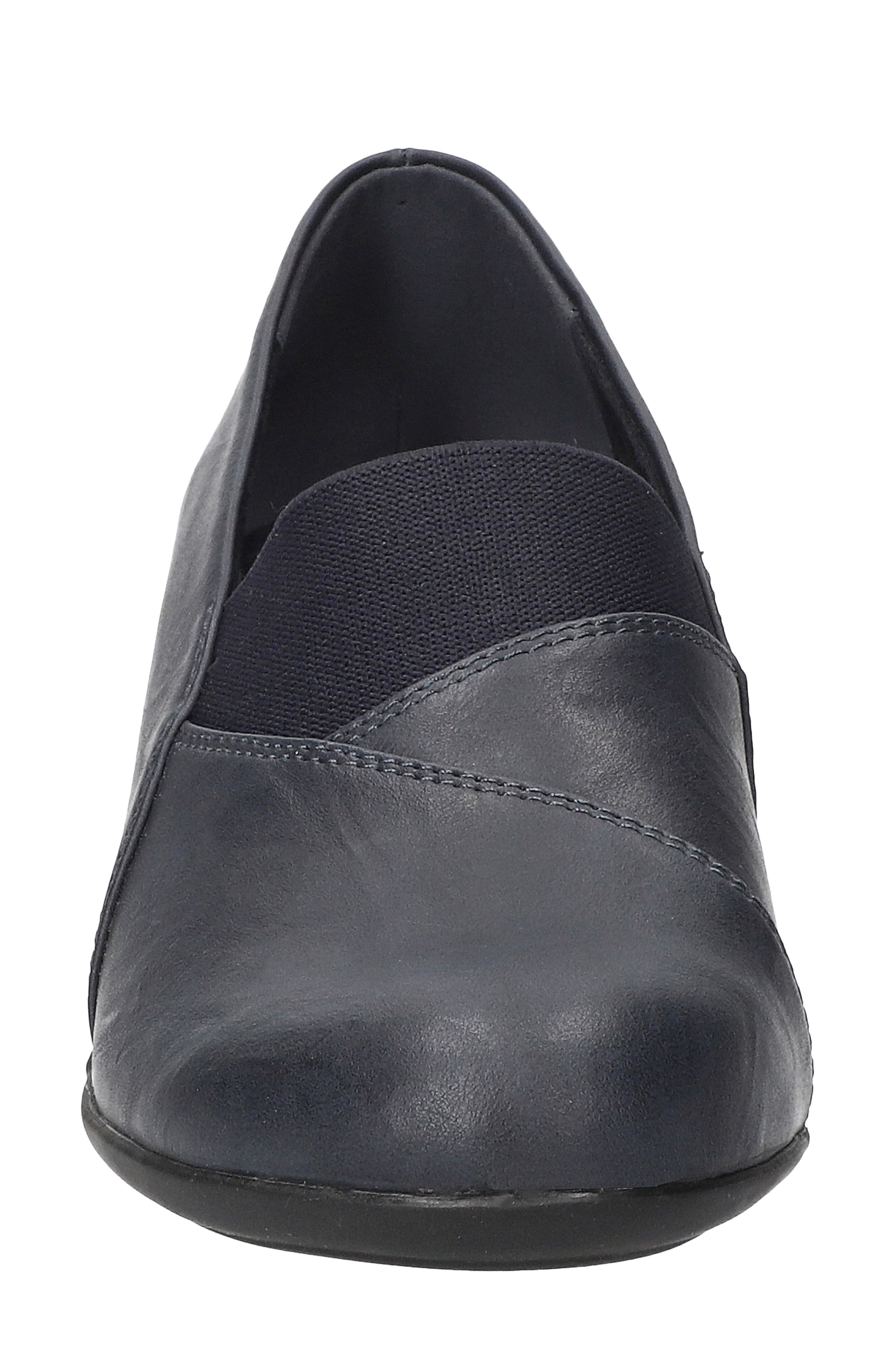 EASY STREET Fondly Pump, Alternate, color, 