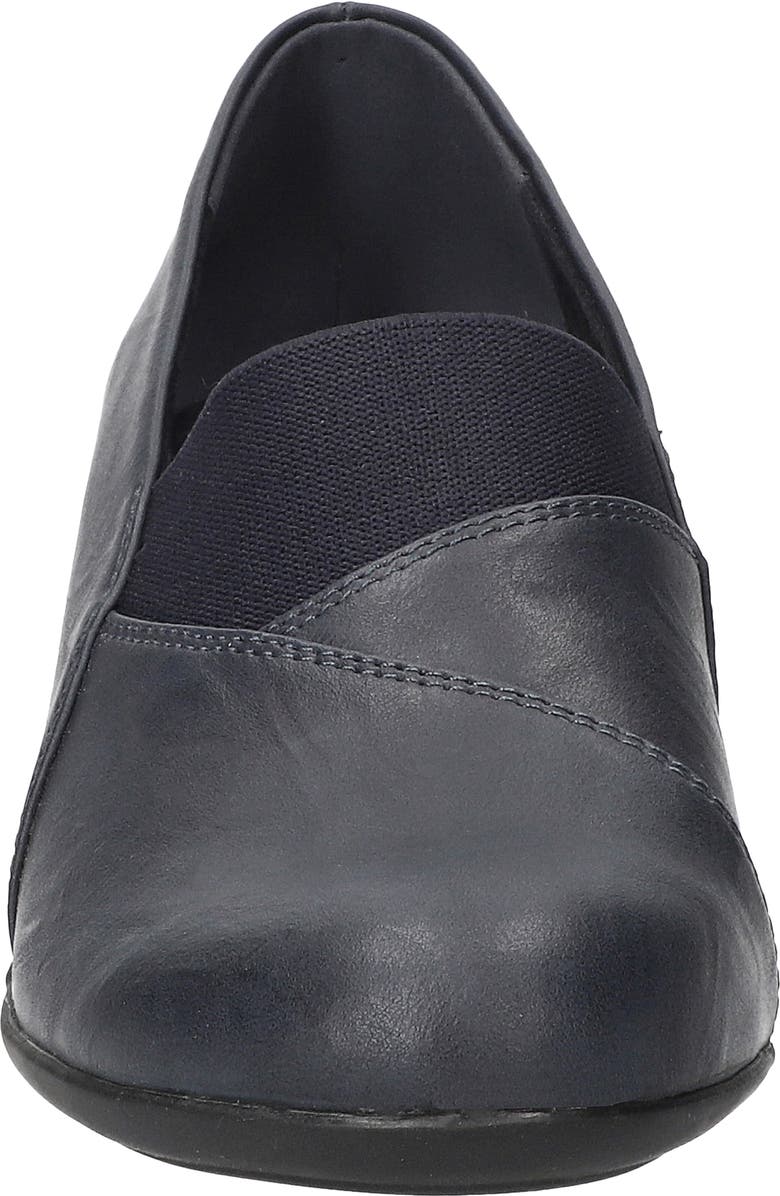 EASY STREET Fondly Pump, Alternate, color,