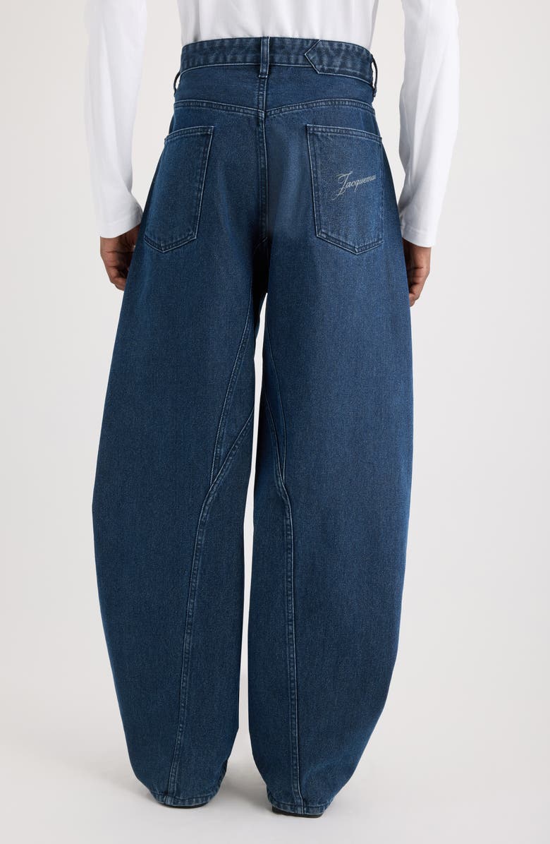 Jacquemus Le de-Nîmes Espiral Twisted Seam Barrel Leg Jeans, Alternate, color, Navy