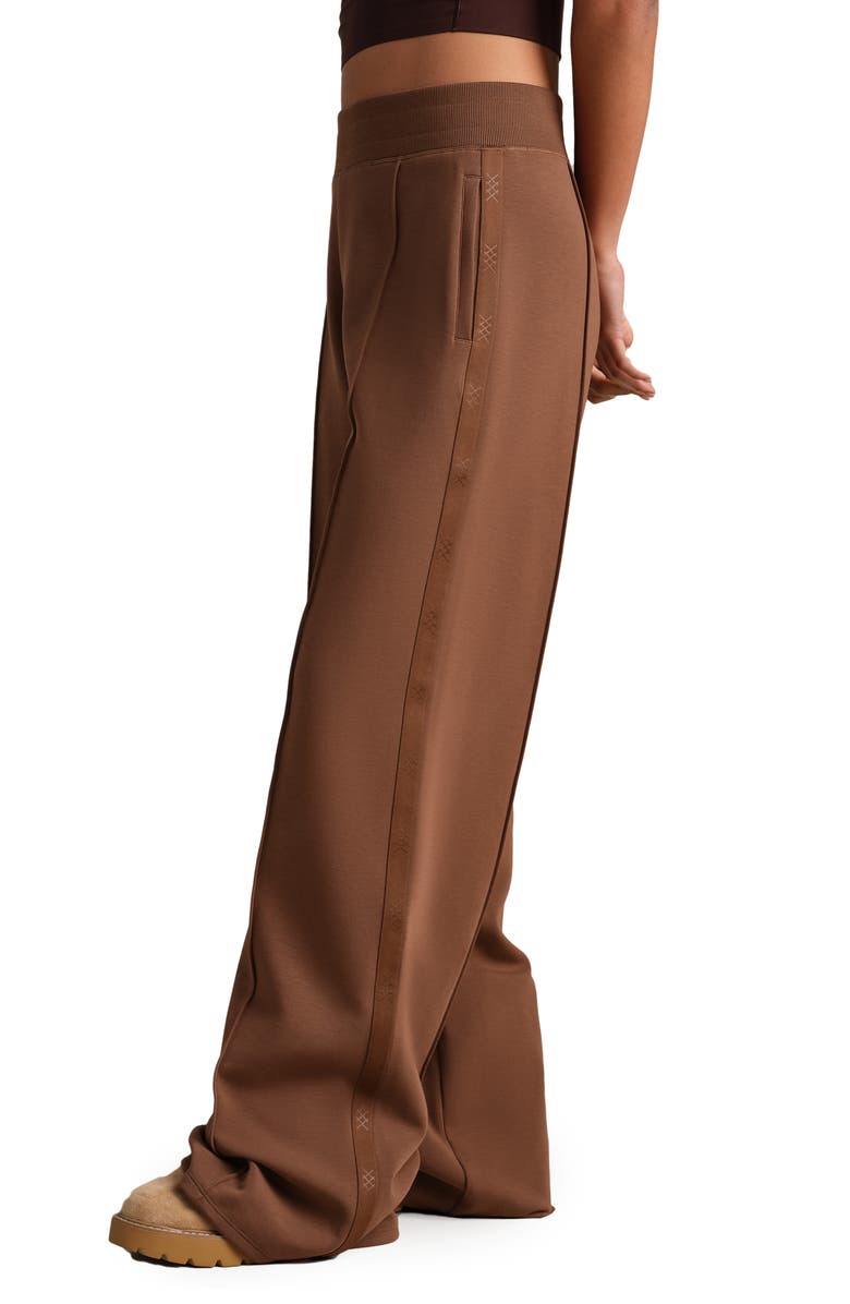Rhone DreamGlow Trousers, Alternate, color, Chestnut Brown