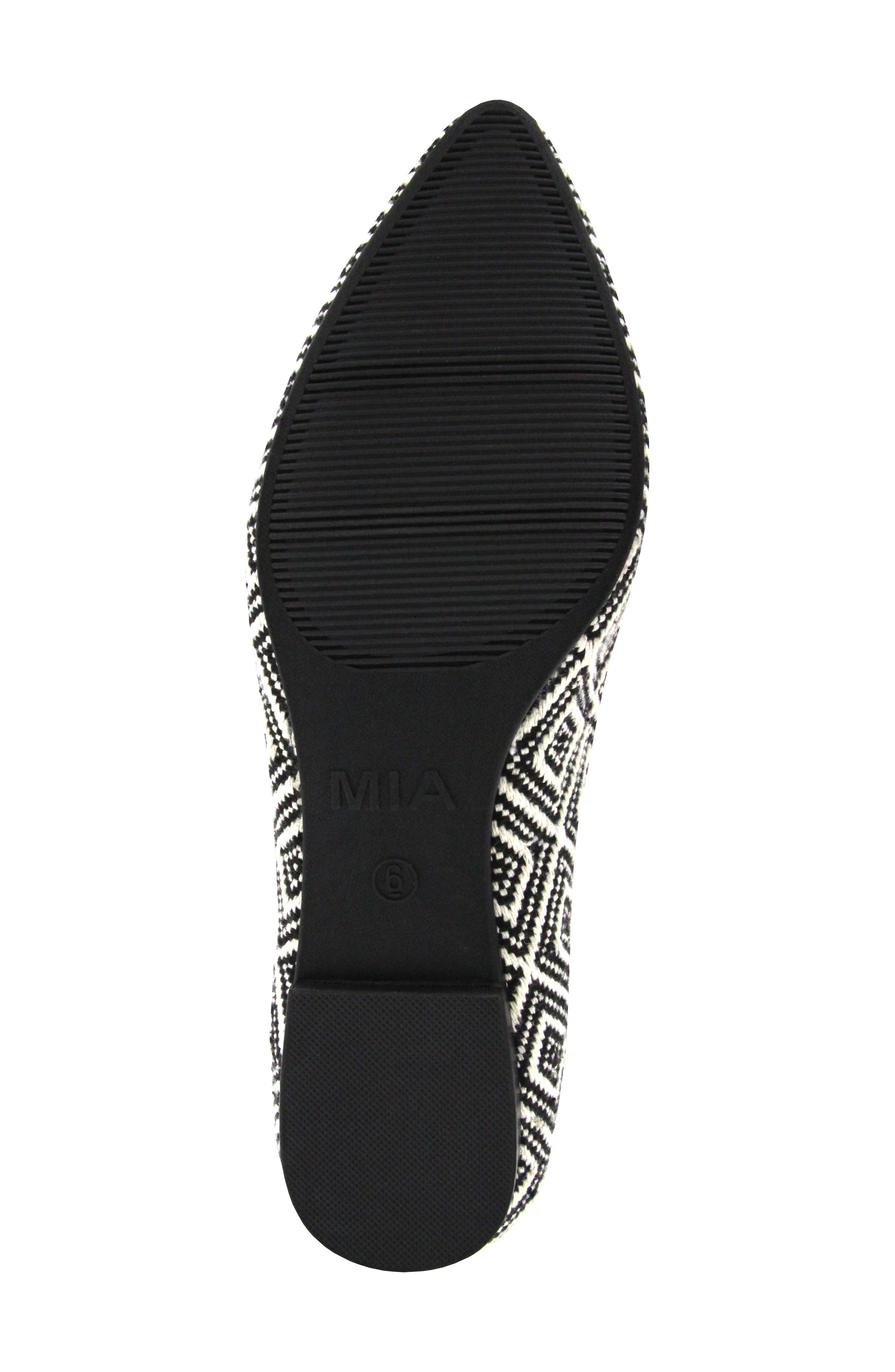 MIA Zander Flat, Alternate, color, 