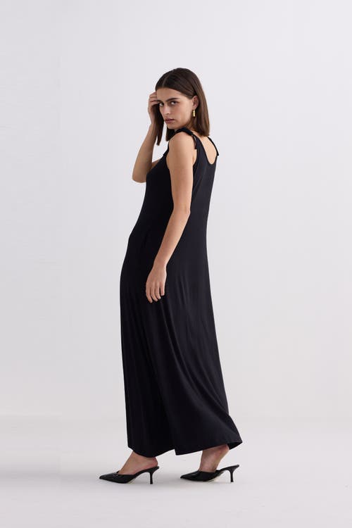 Reistor Shoulder Tie-detail Maxi Dress In Black