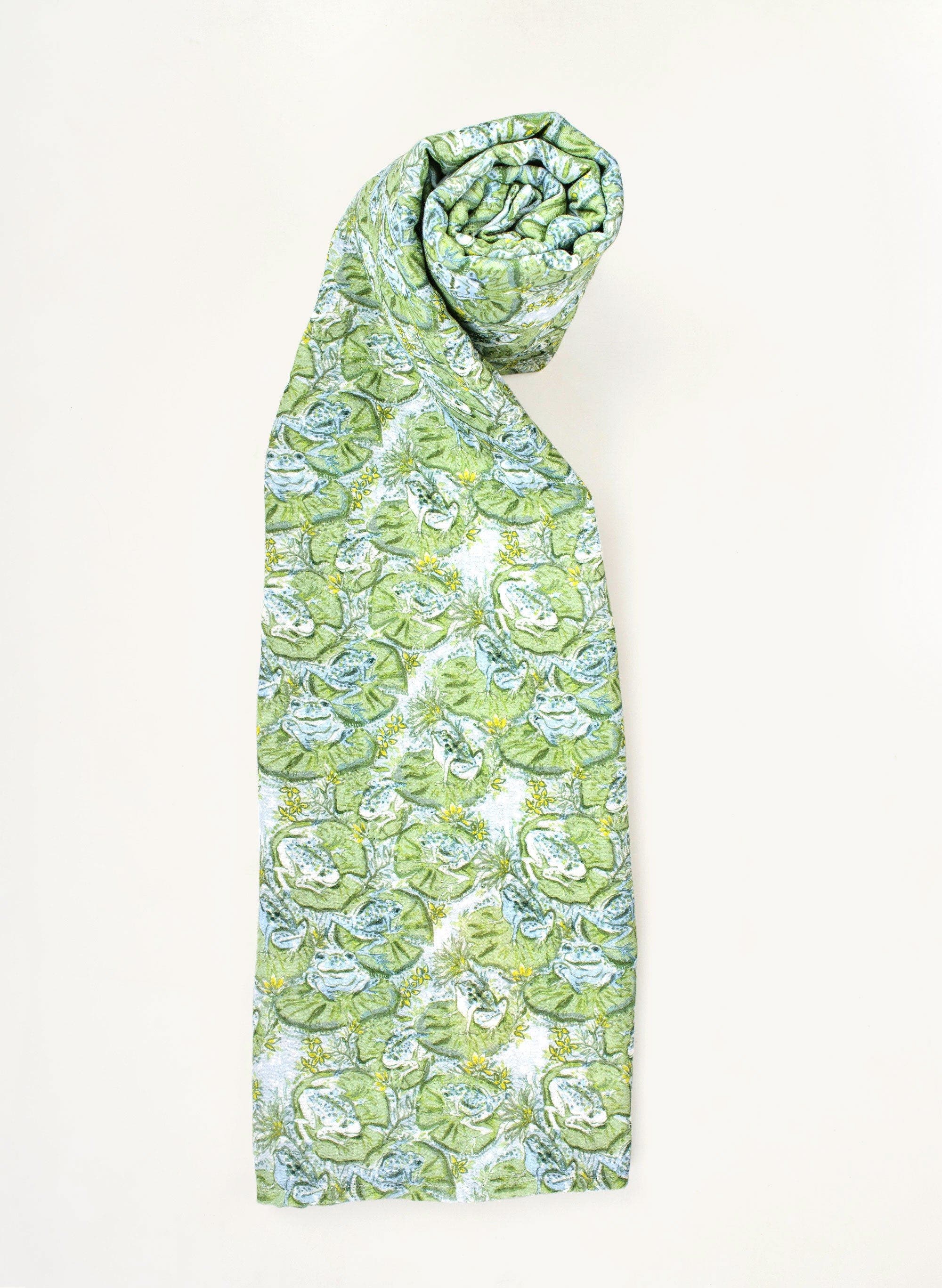 Timo & Violet Hoppy Place Shawl Blanket in Green 