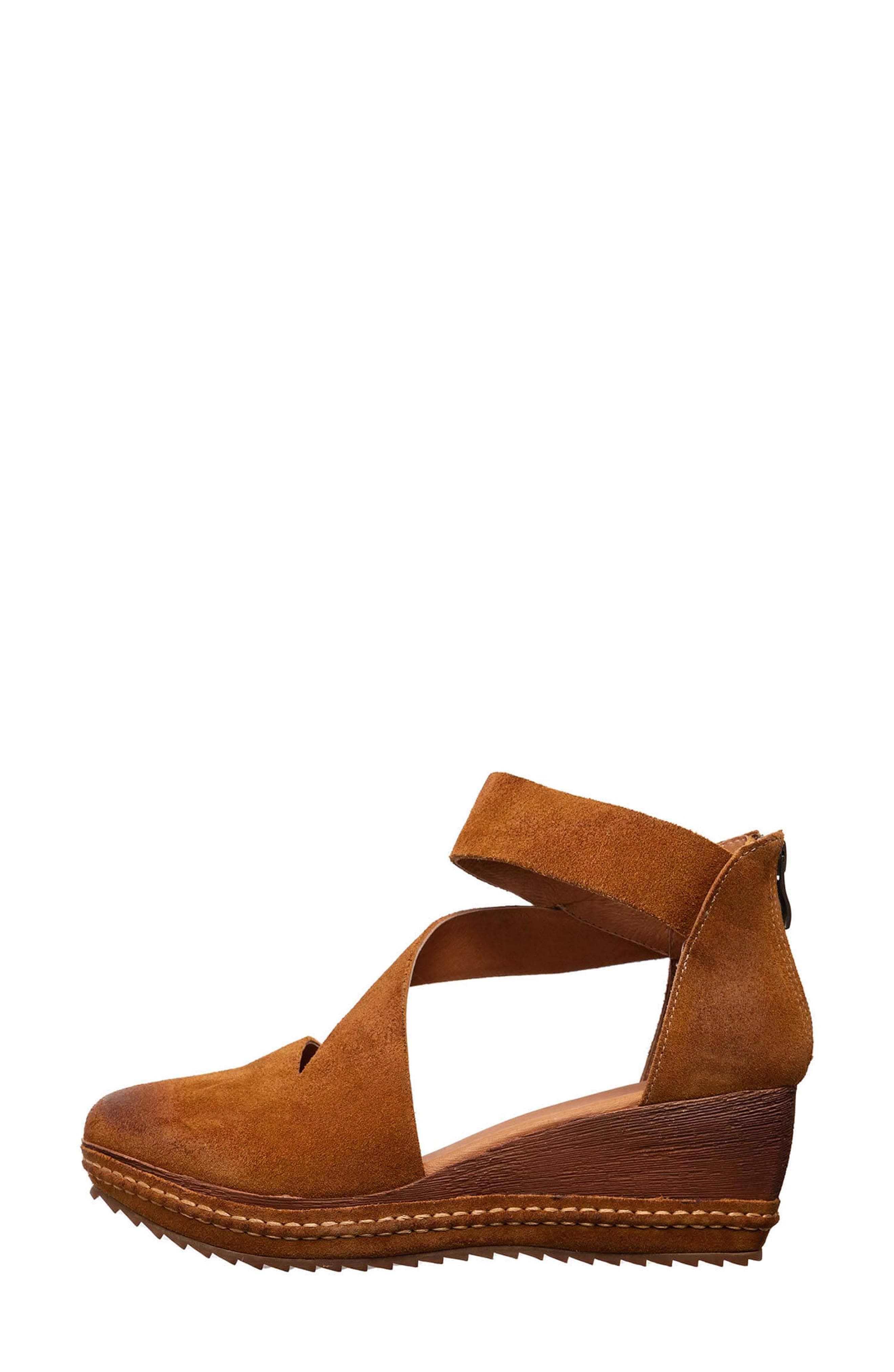 ANTELOPE Trudy Wedge Sandal, Alternate, color, Cognac