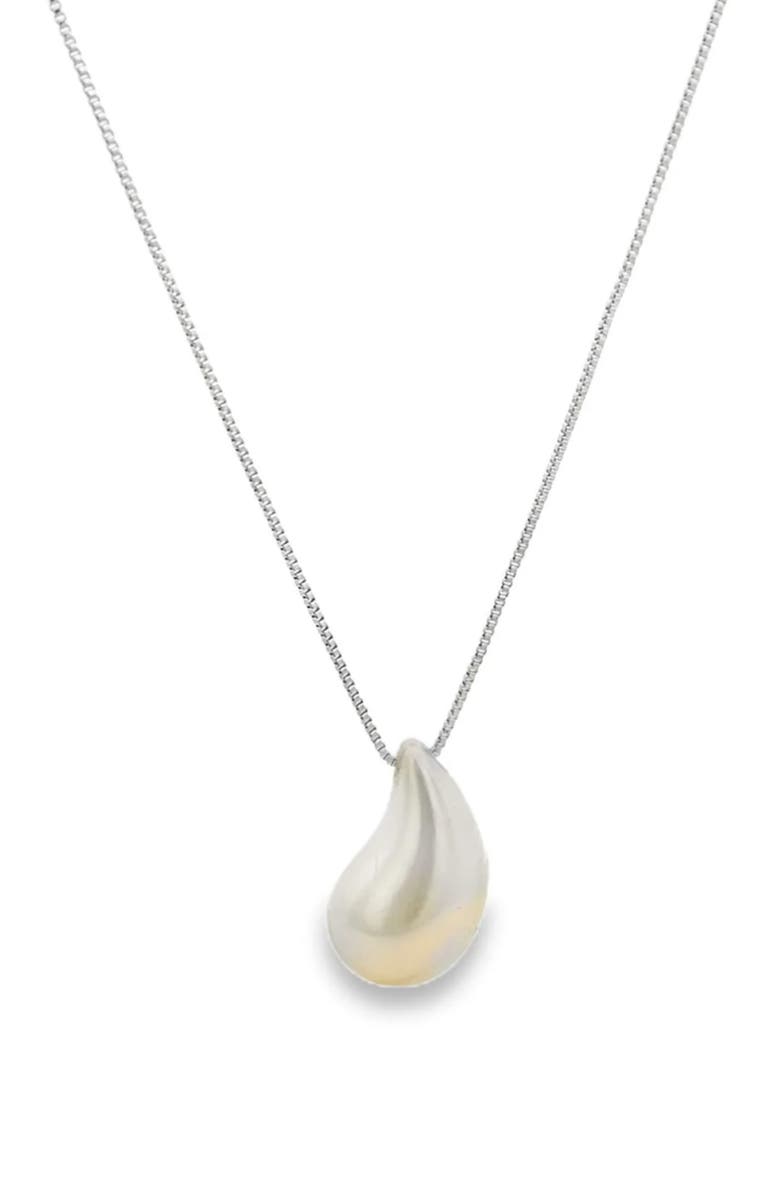 MacRae & Co. Faux Pearl Teardrop Pendant Necklace, Main, color, Silver