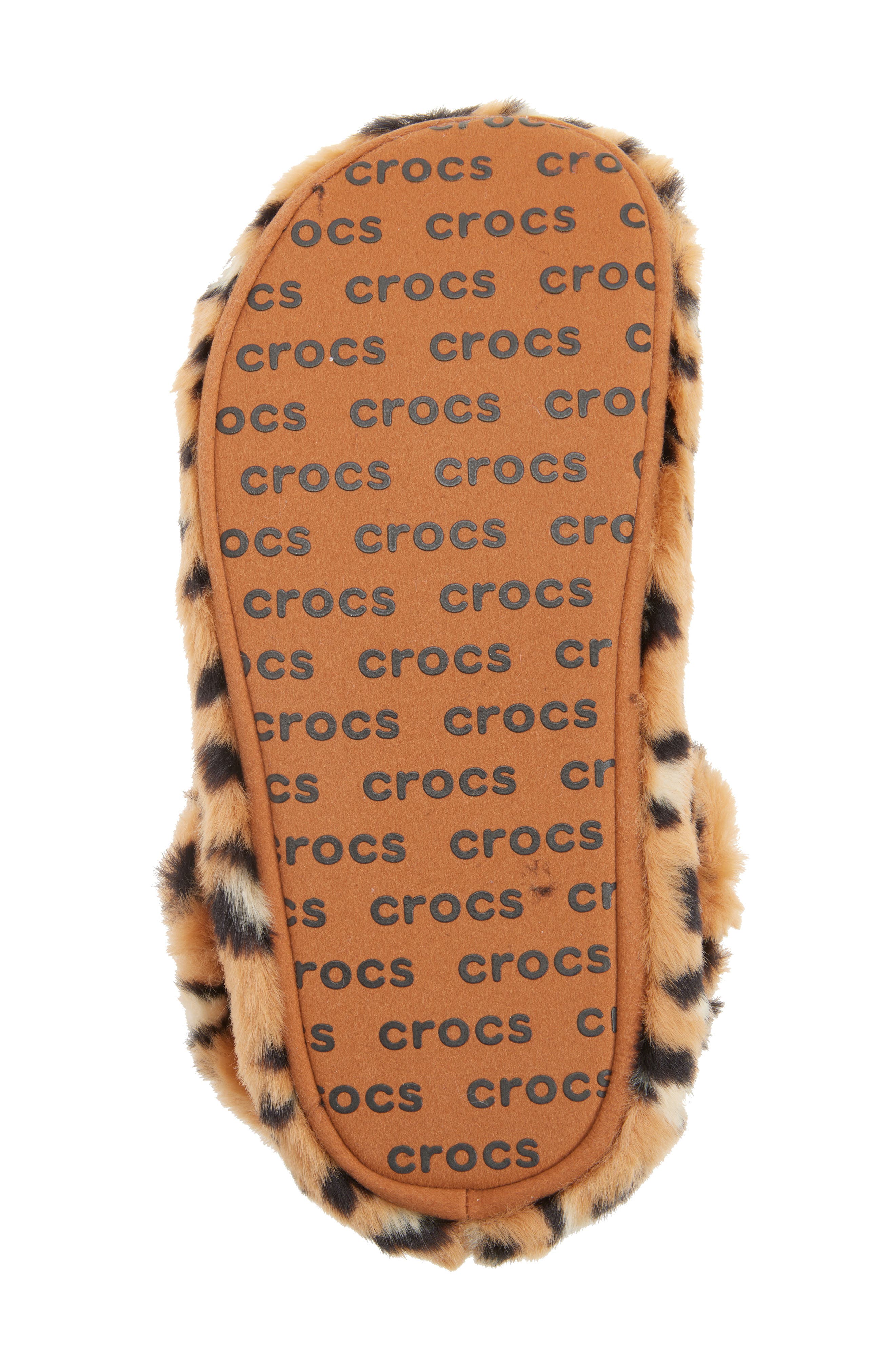 CROCS Classic Cozzzy Slipper, Alternate, color, Leopard/ Black
