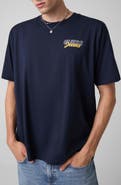 GUESS Oversized Graphic Logo T-Shirt