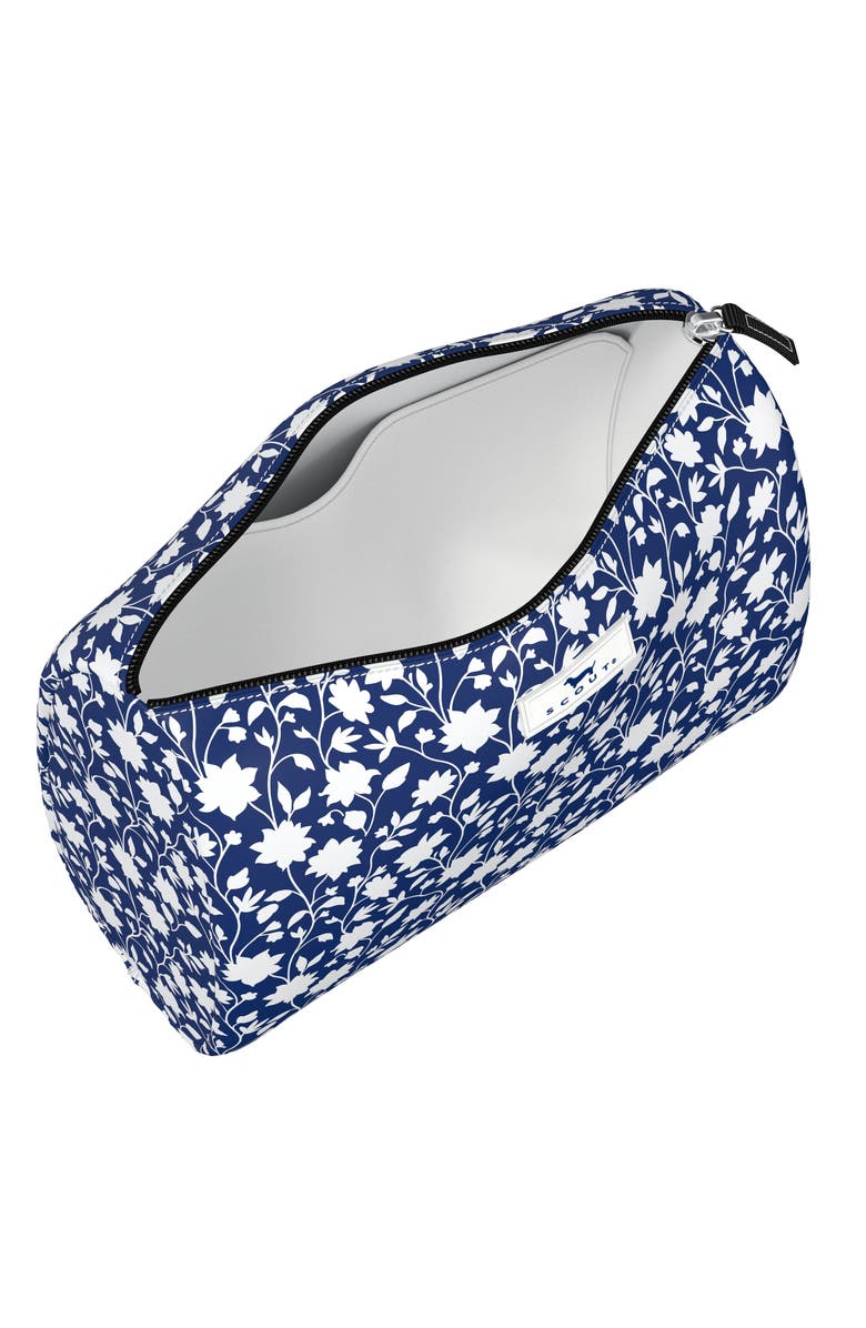 SCOUT Packin' Heat Toiletry Bag, Alternate, color, Bloom Service