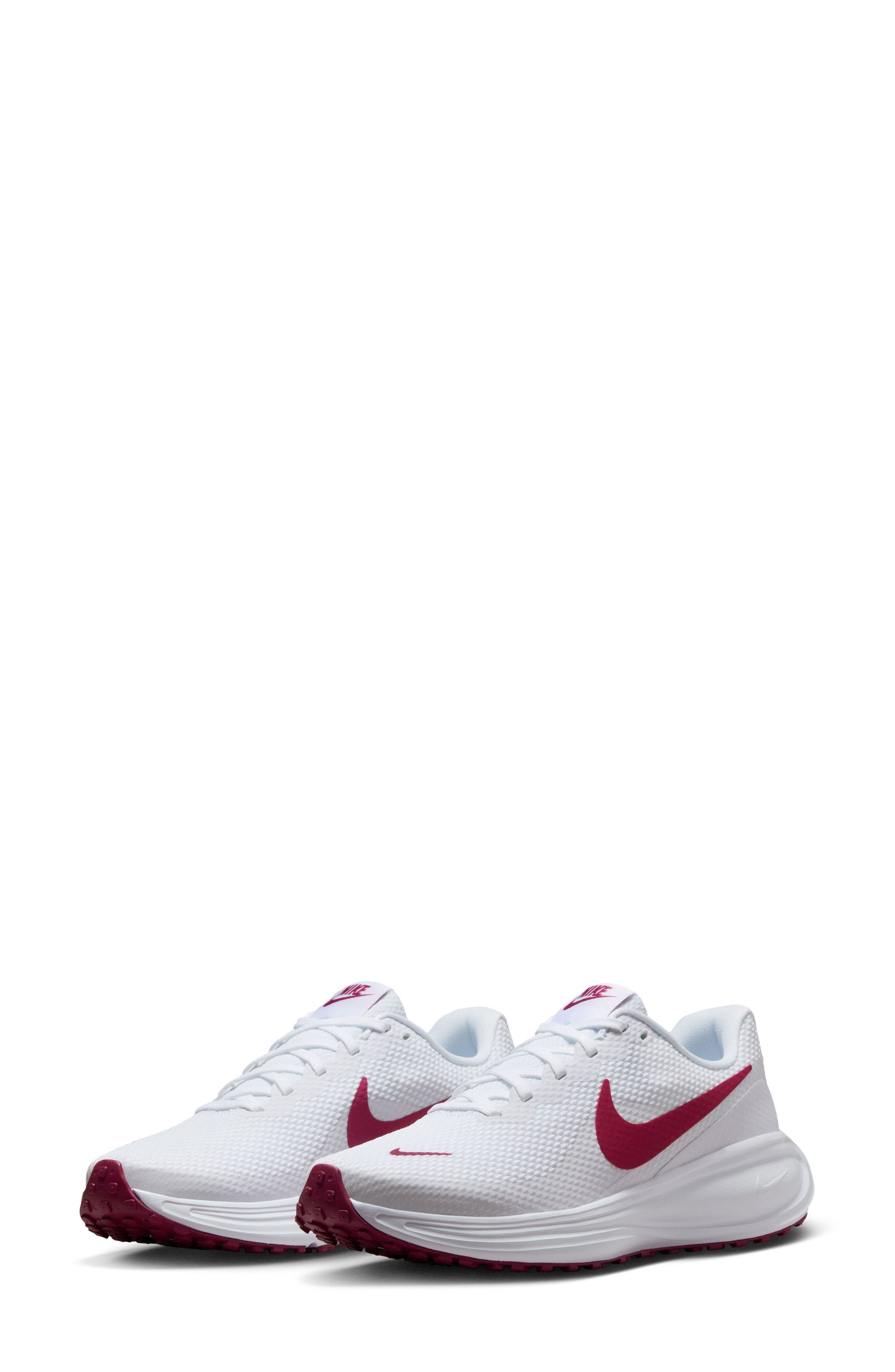 Nike Revolution 8 Running Shoe