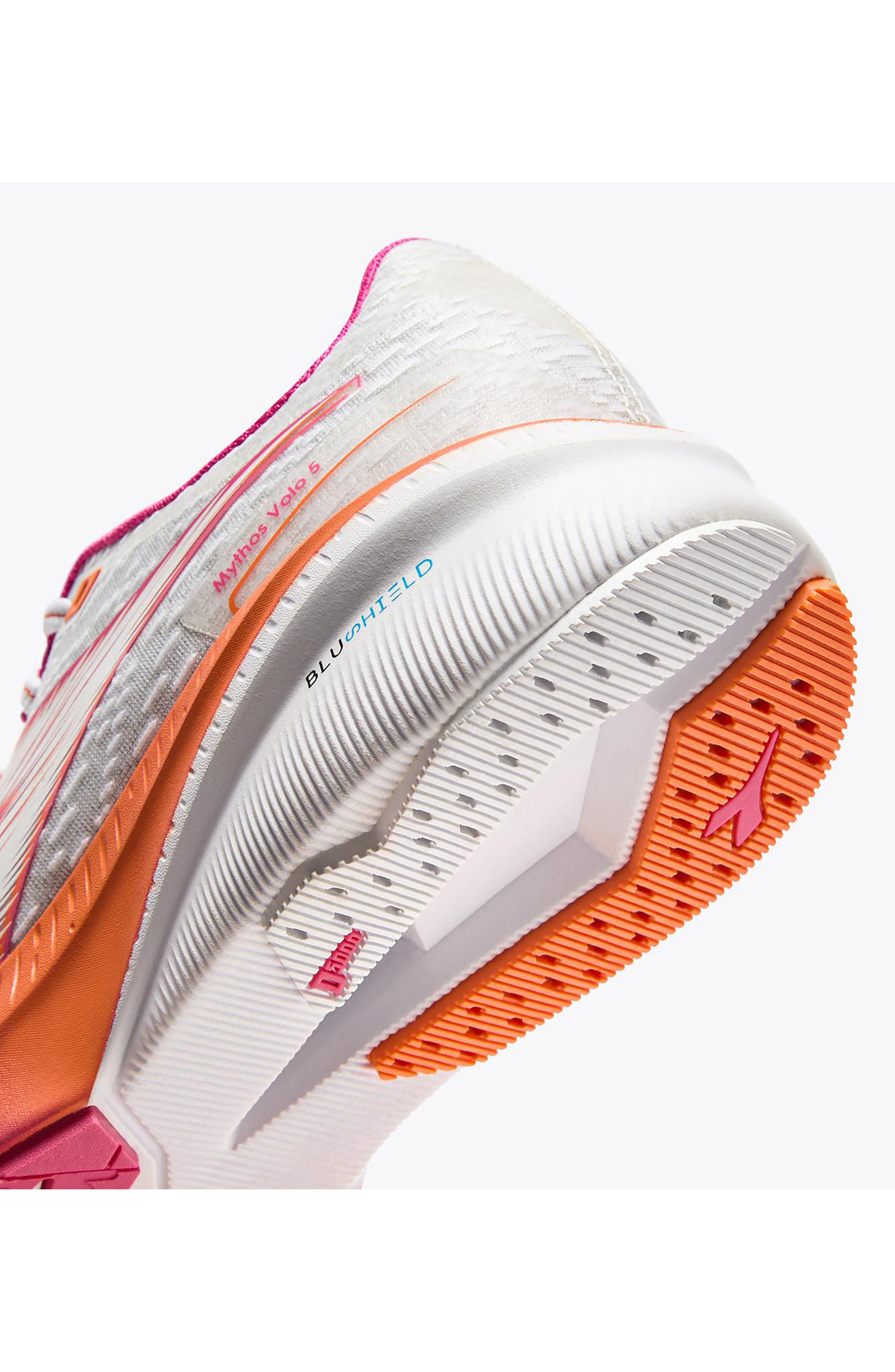 Mythos Blushield Volo 5 Sneaker, Alternate, color, WHITE/FANDANGO