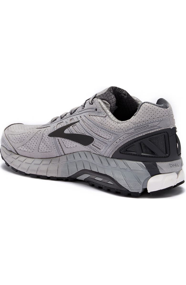 Brooks Beast 16 LE Running Shoe, Alternate, color,