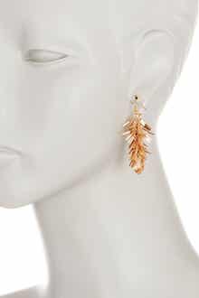 OLIVIA WELLES Skyla Cluster Earrings