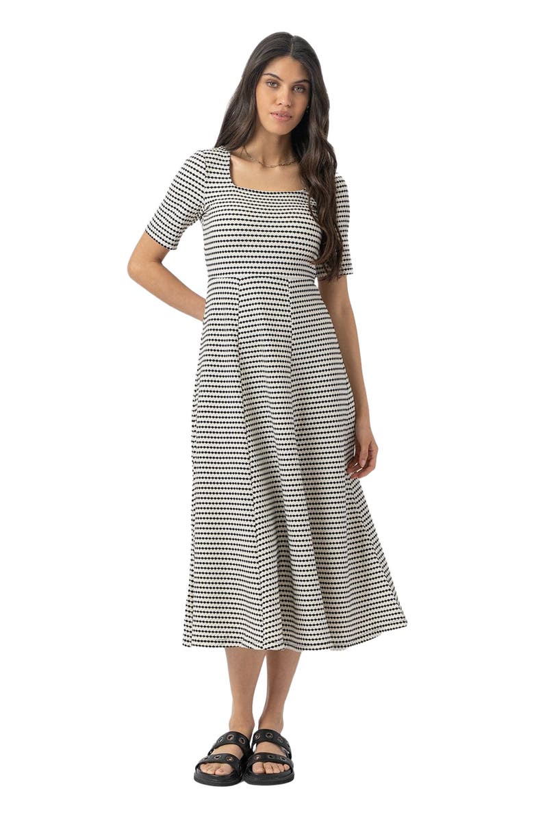 Saint + Sofia Darcey Short Sleeve Flared Dress, Main, color, Monochrome