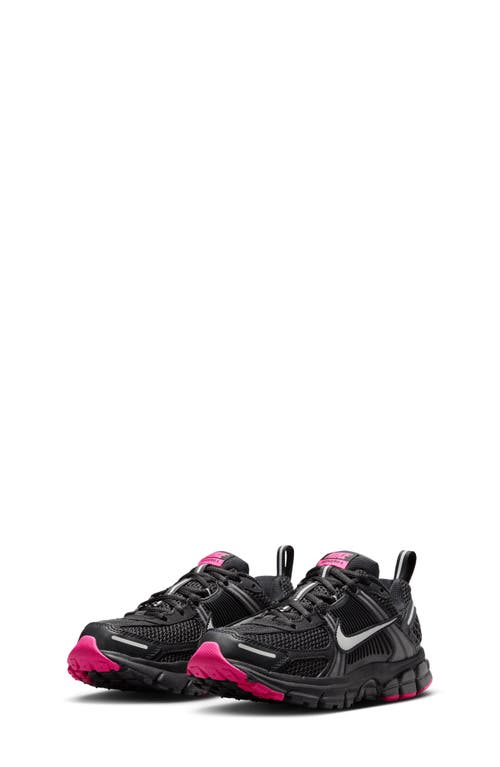 Nike Kids' Vomero 5 Sneaker