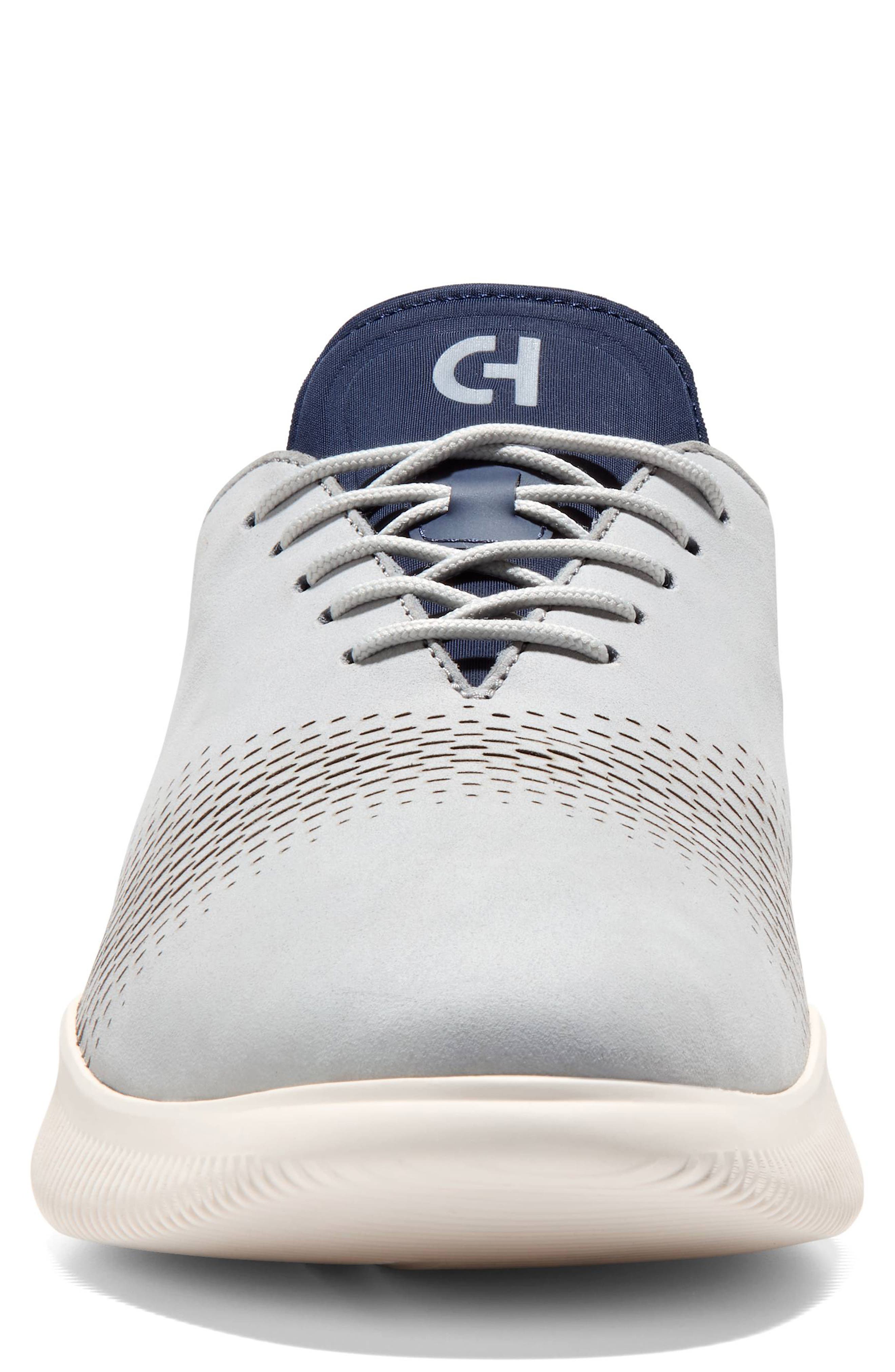 6.ZeroGrand Laser Wing Oxford, Alternate, color, HARBOR MIST NUBUCK/NAVY BLAZER