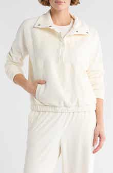 YOGALICIOUS Double Butter Santa Monica Pullover