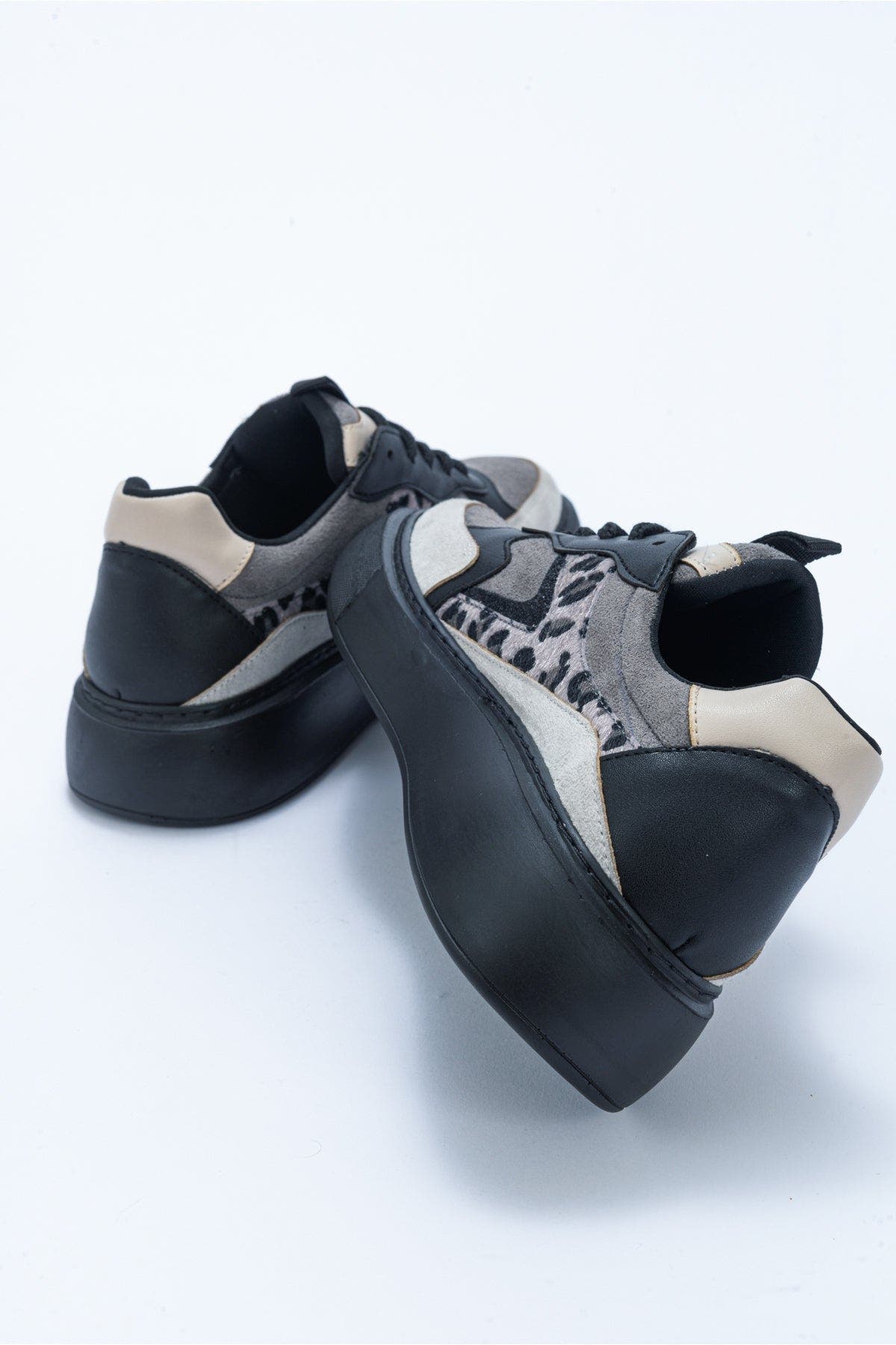 Prologue Shoes Ida Platform Fashion Sneakers, Alternate, color, Black
