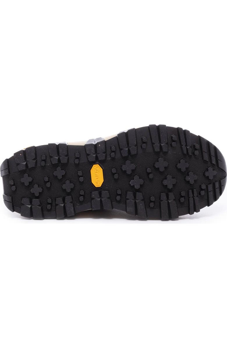 P448 Monalea Trainer, Alternate, color, Tux/Black