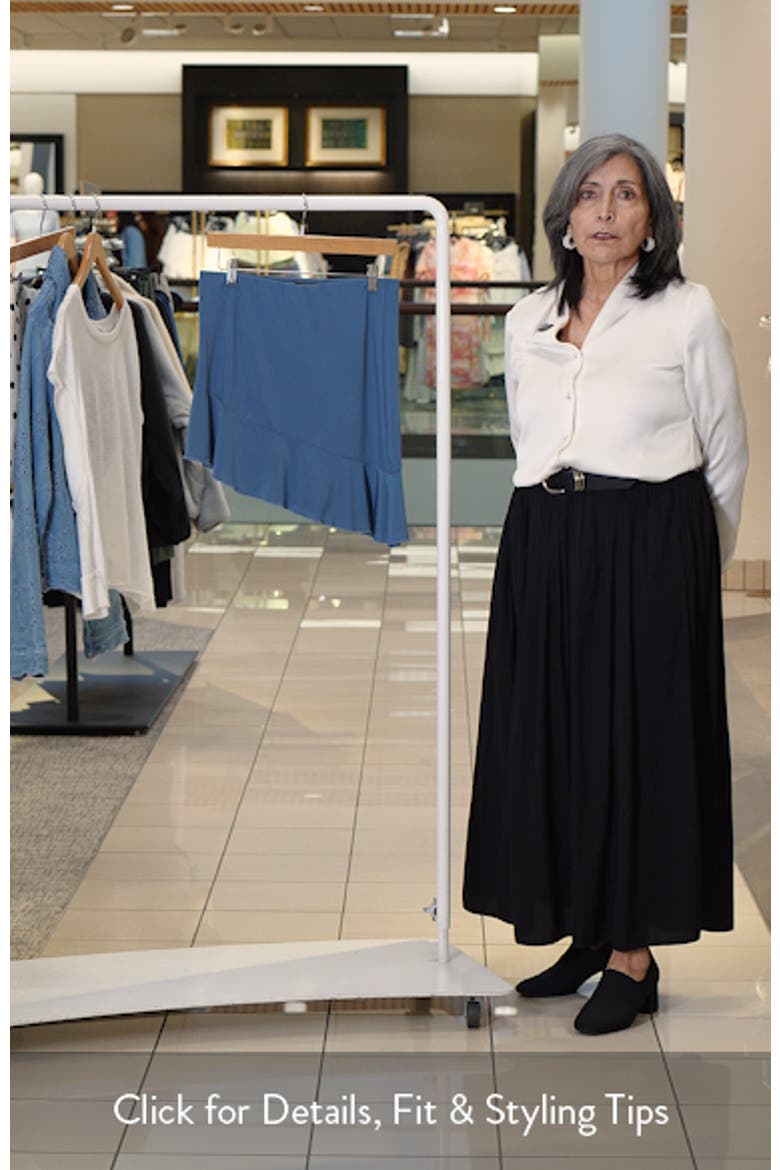 Suni Skirt video