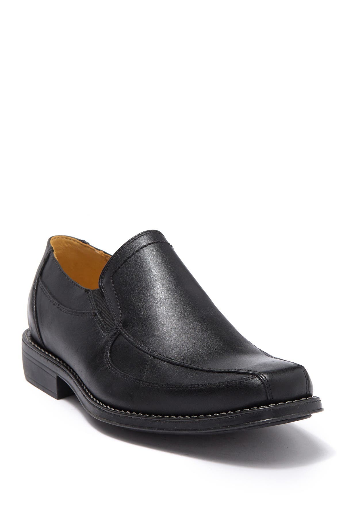 Sandro Moscoloni Berwyn Venetian Loafer - Wide Width Available, Main, color, 