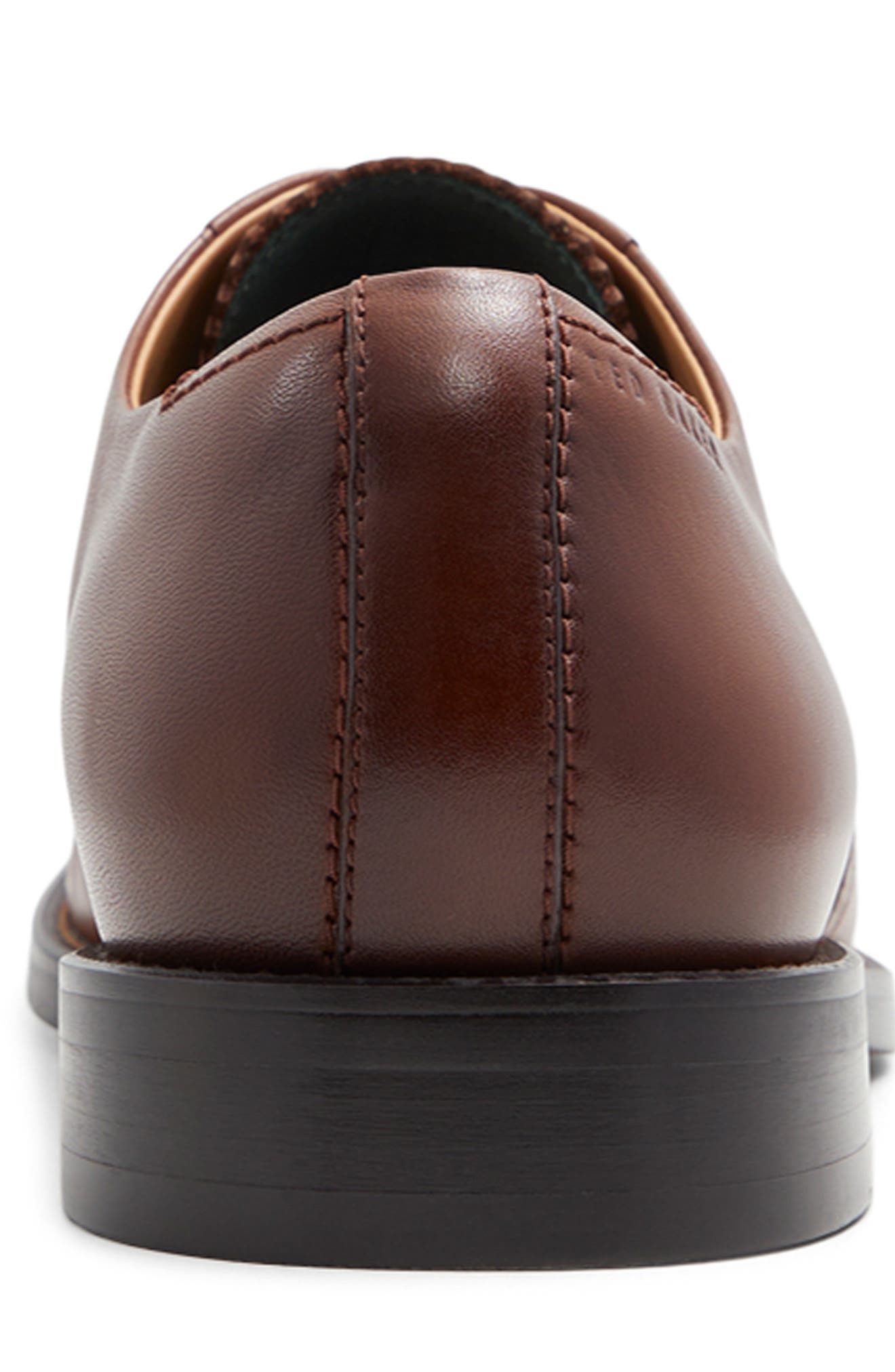 Hackney Derby, Alternate, color, COGNAC