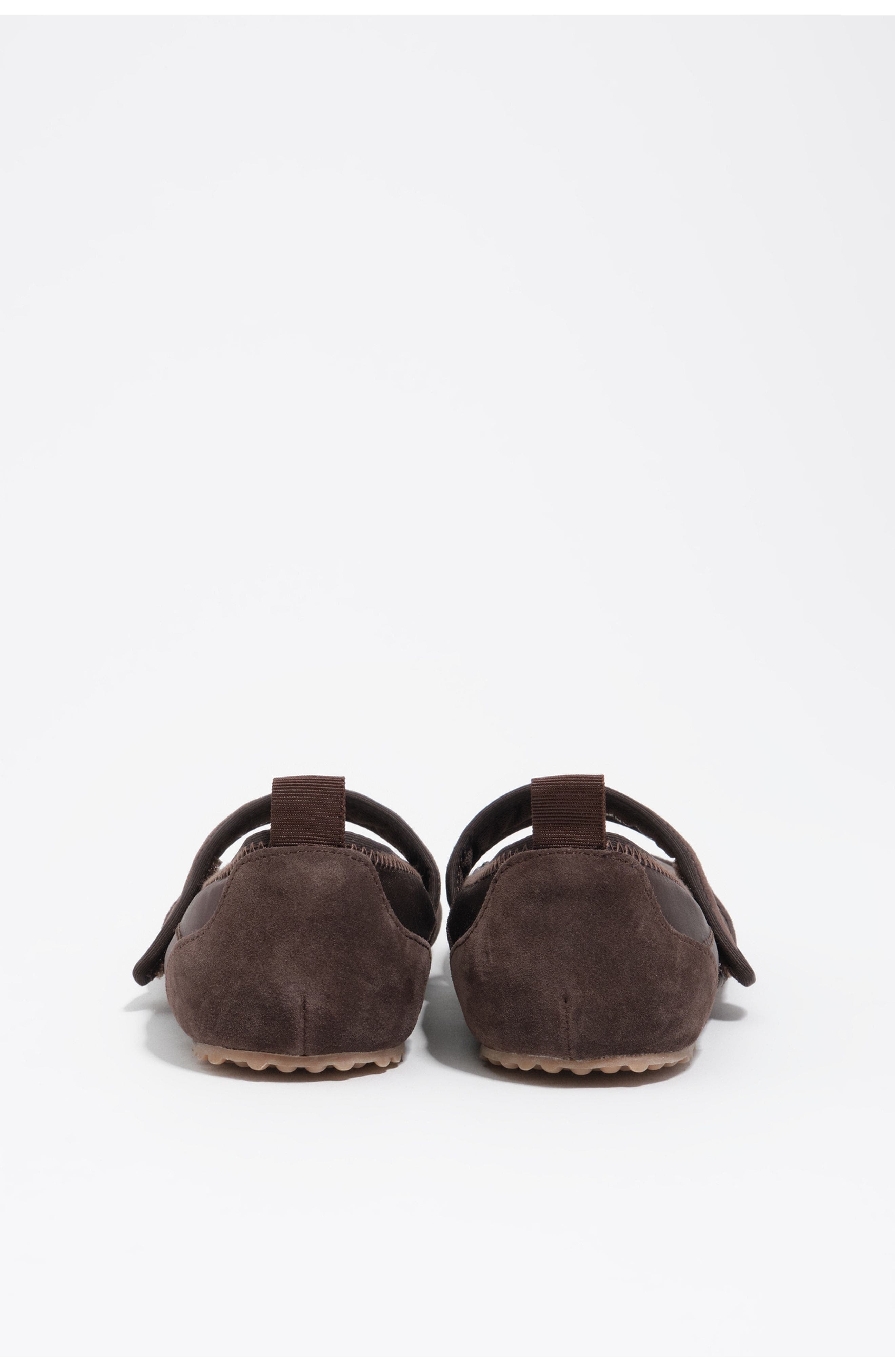Bimba y Lola Velcro Ballerina Sneaker, Alternate, color, Chocolate