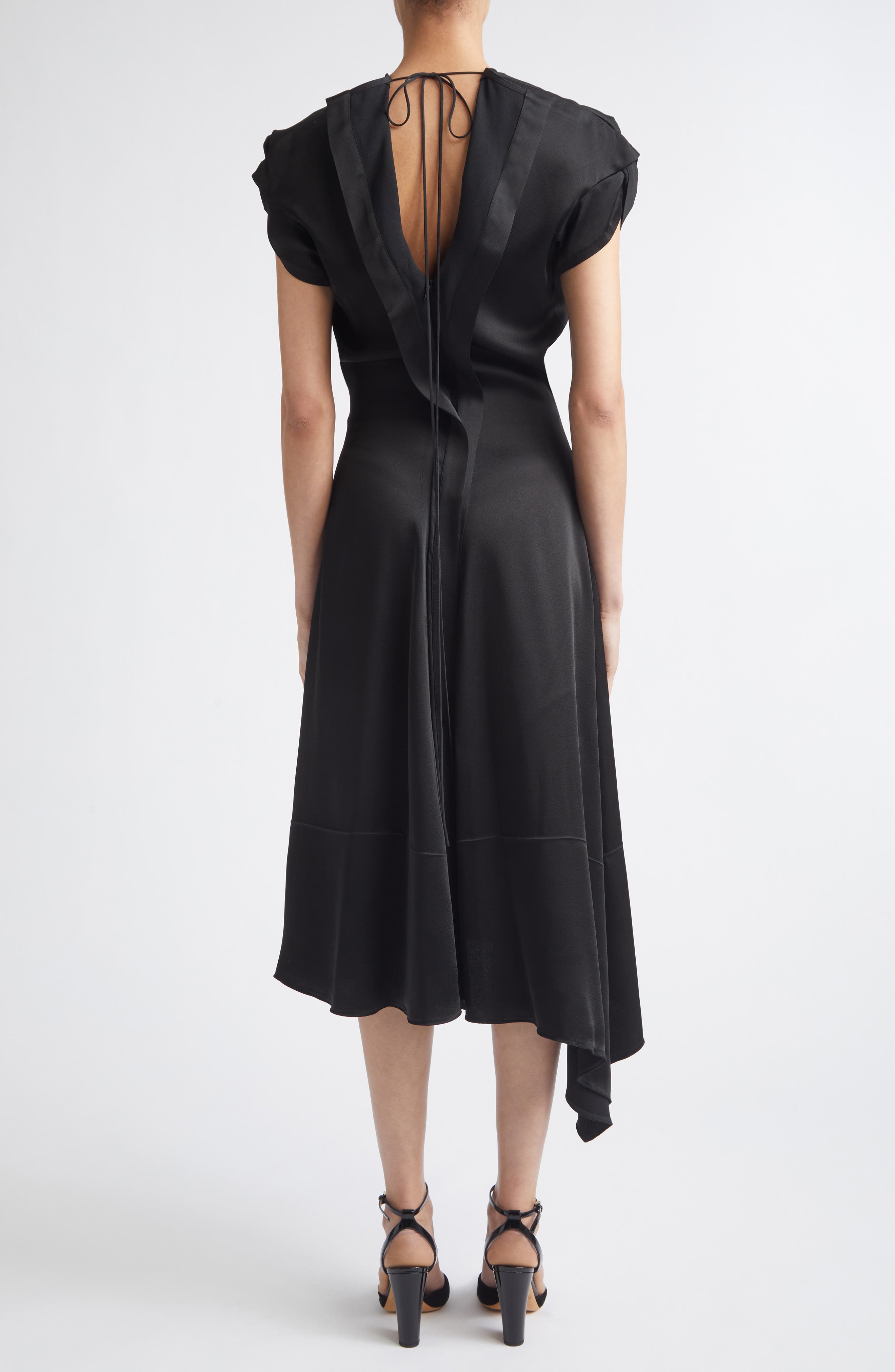 twisted asymmetric midi dress Printed Twisted Asymmetric Midi Dress