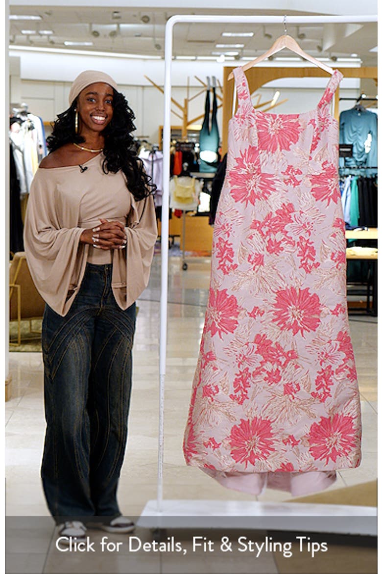 Hibiscus Square Neck Trumpet Gown video