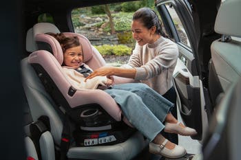 RAVA<sup>™</sup> Flame Retardant Free Convertible Car Seat<br>