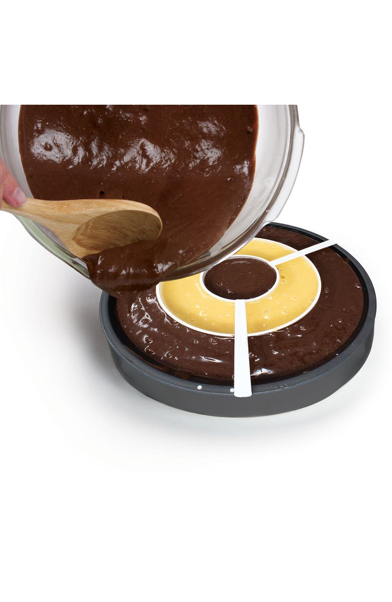 Norpro Checkerboard Cake Pan Set, 4-Piece Baking Kit with 3 Nonstick Pans and Batter Divider, Alternate, color, Black