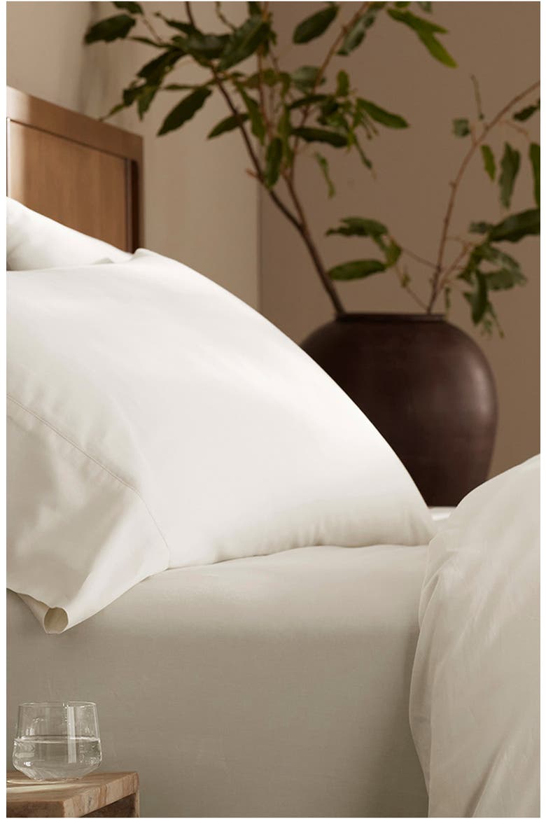 Set of 2 Percale Hemmed Pillowcases, Alternate, color, CREAM